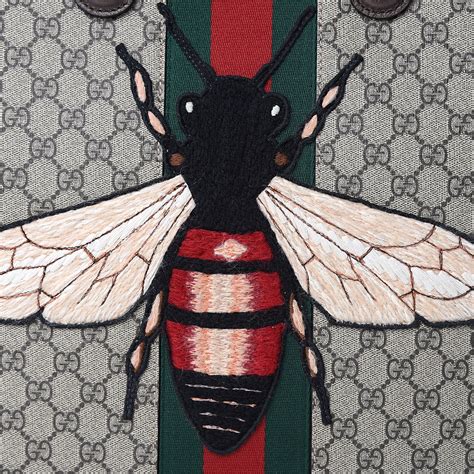 bee collection gucci.